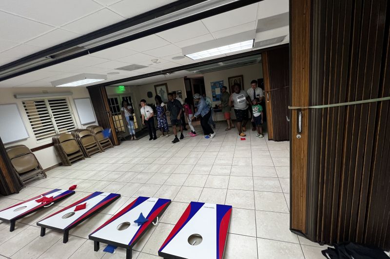 Cornhole!25