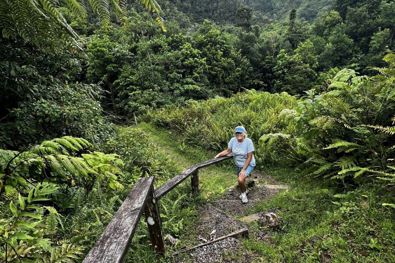 Hiking through the ancient crater.32