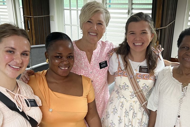 Sisters with Berlande and Wilma30