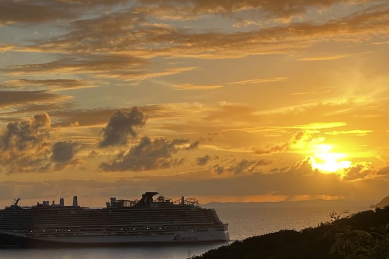 Cruise ship departing St Thomas10
