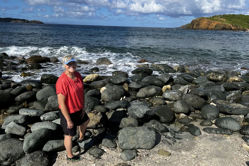 Kristi on rocky beach8