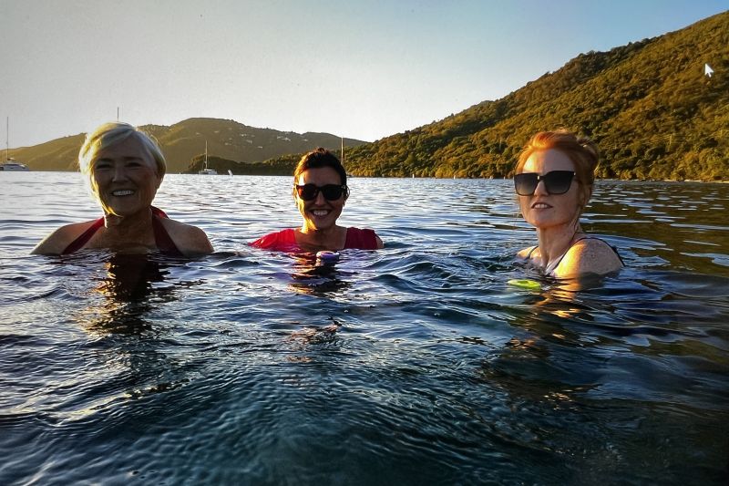 Kristi, Jenni, Amy Brewers Bay4