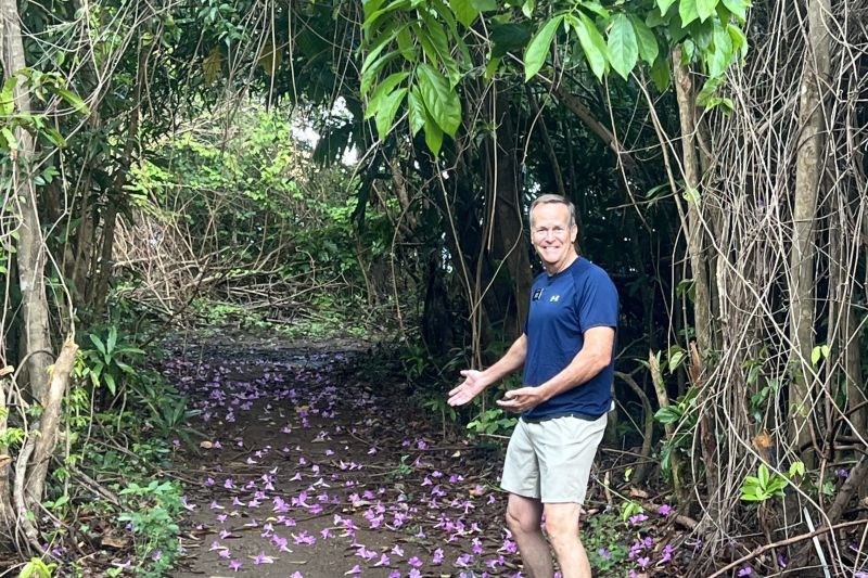 Flower lined trail!39